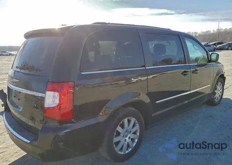 2013 Chrysler Town & Country Touring z USA, uszkodzony, nr VIN 2C4RC1BG5DR631689